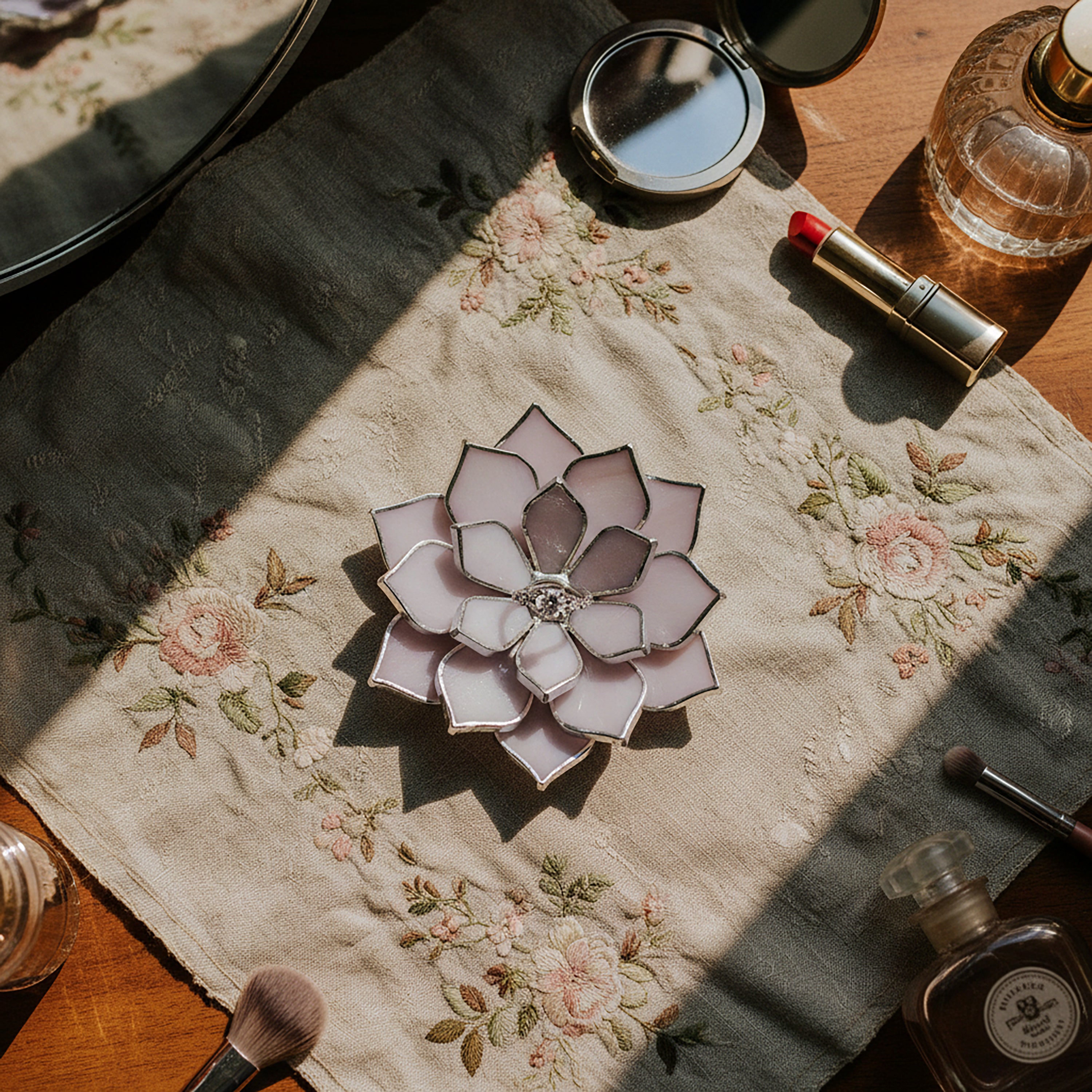 Minimal Stained Glass Ring Dish • Everyday Jewelry Holder • Small Trinket Tray for Daily Use