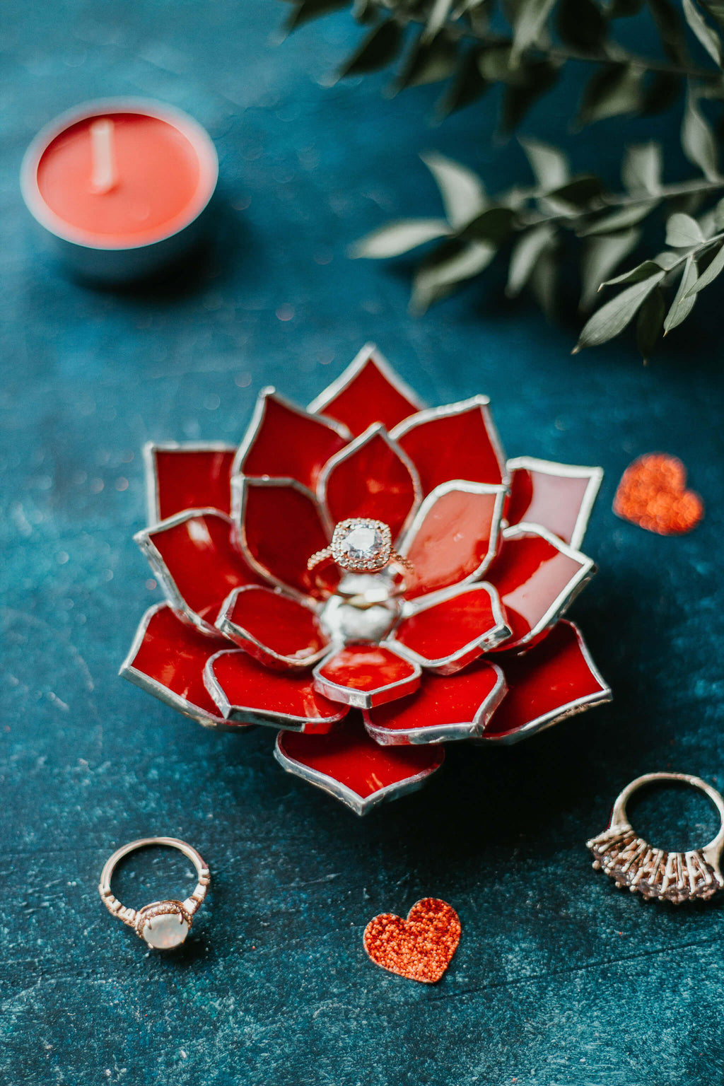 red-stained-glass-succulent-ring-dish-floral-wedding-decor-romeo-rubin (23)