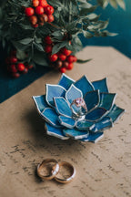 stained-glass-blue-green-succulent-proposal-engagement-wedding-ring-dish-holder-01