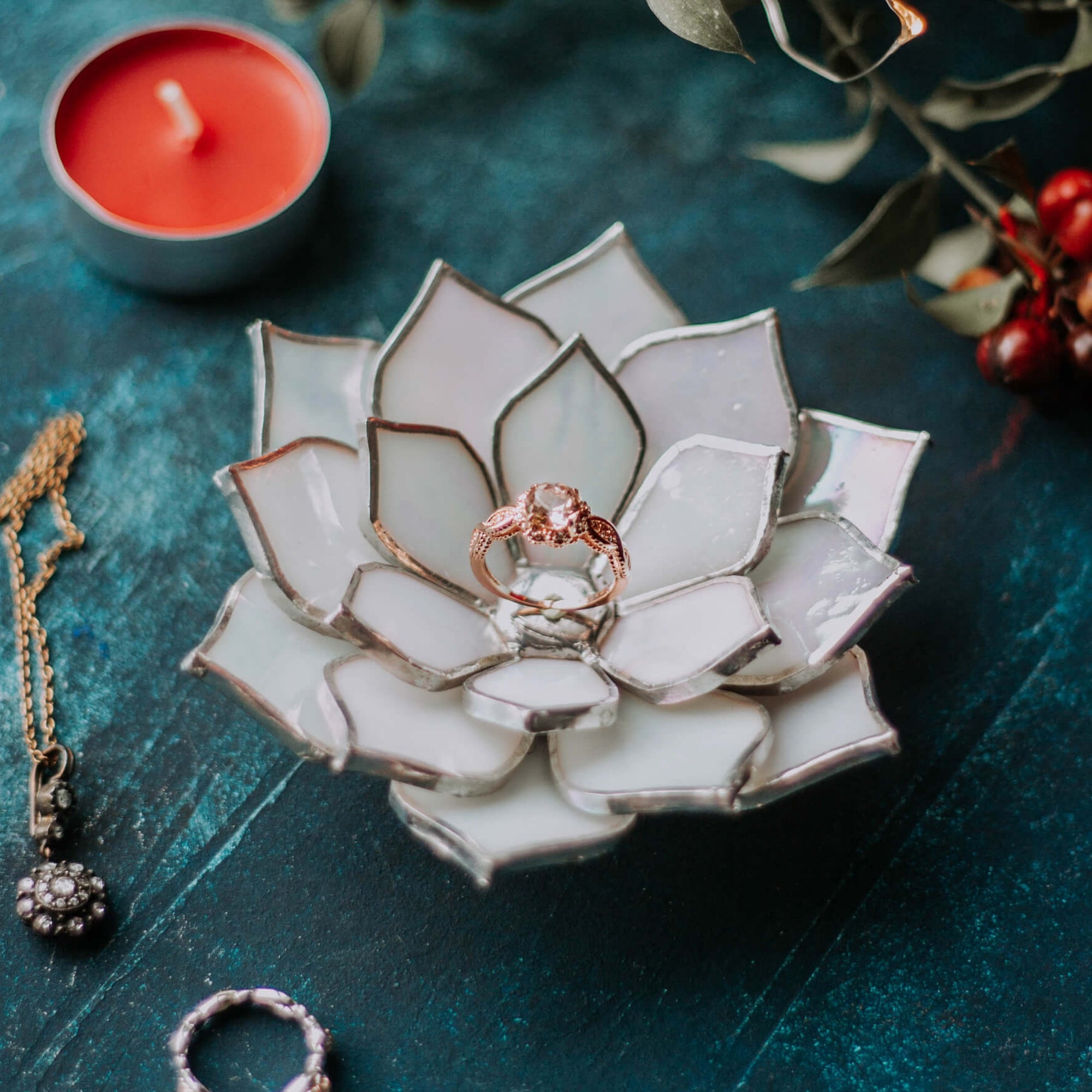 stained-glass-white-ivory-pearl-iridescent-succulent-shaped-engagement-wedding-ring-dish-holder-08