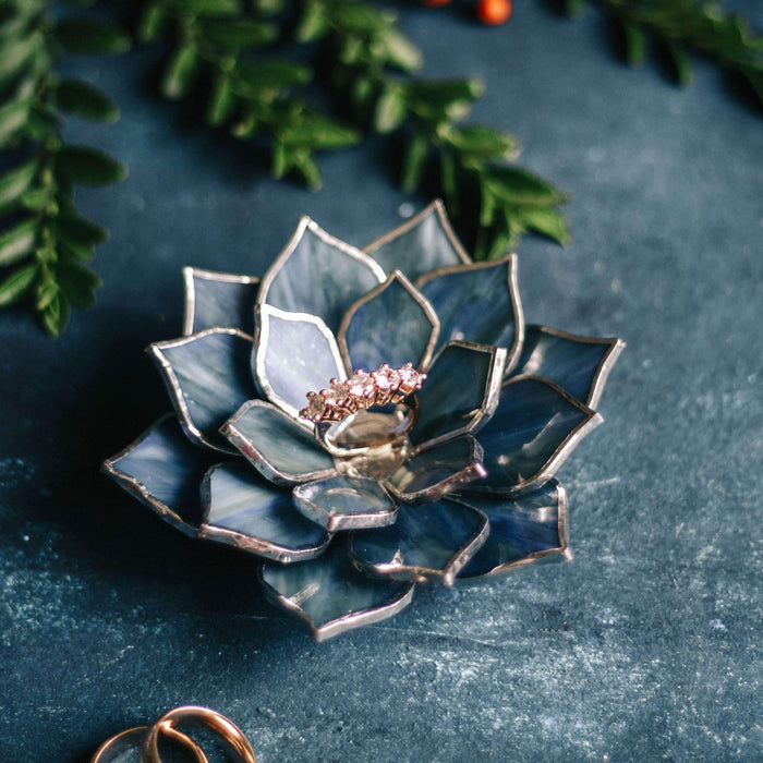 succulent ring dish for weddings